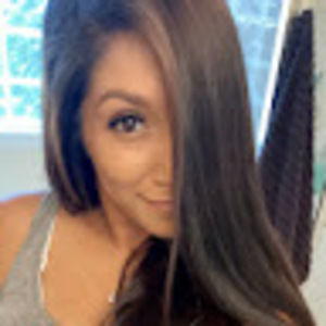 Meet your Posher, Alyssa